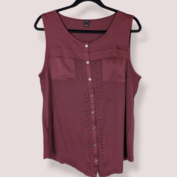 Ann Taylor Sleeveless Buttoned Top - Picture 4 of 6